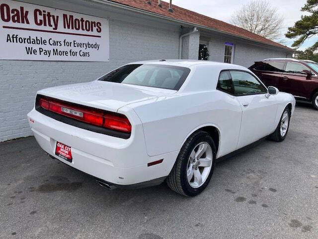 2014 Dodge Challenger SXT