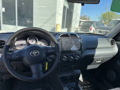 2004 Toyota RAV4