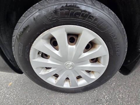 2016 Nissan Versa 1.6 SV