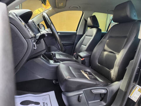 2014 Volkswagen Tiguan S 4Motion