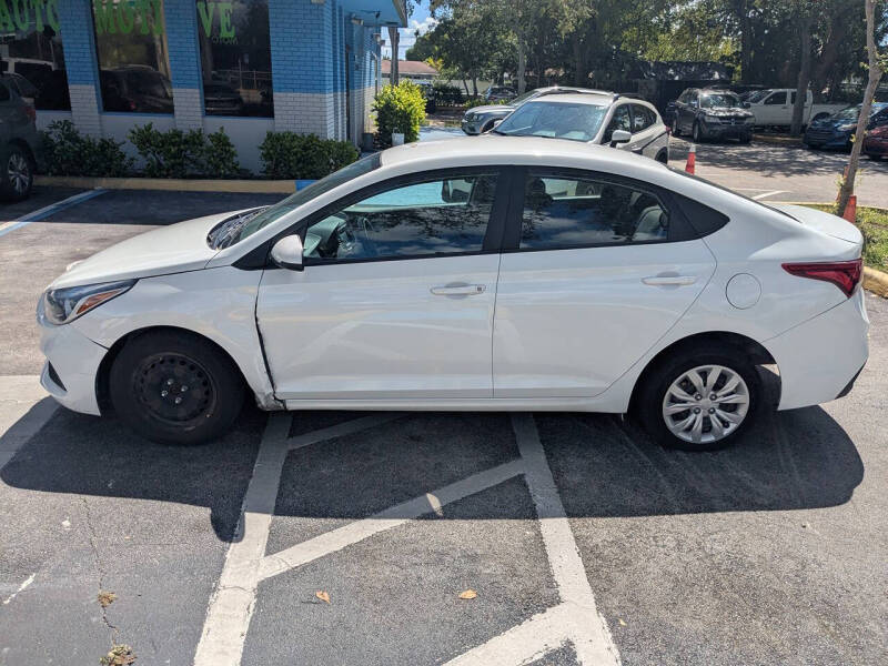 2021 Hyundai Accent SE