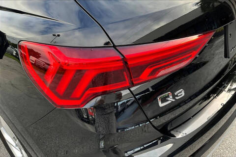 2023 Audi Q3 quattro Premium Plus 40 TFSI