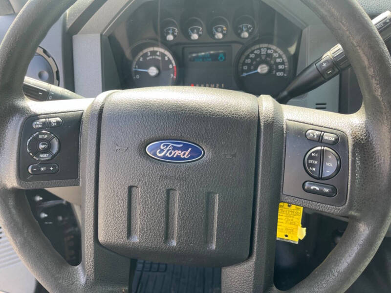 2015 Ford F-350 Super Duty XL