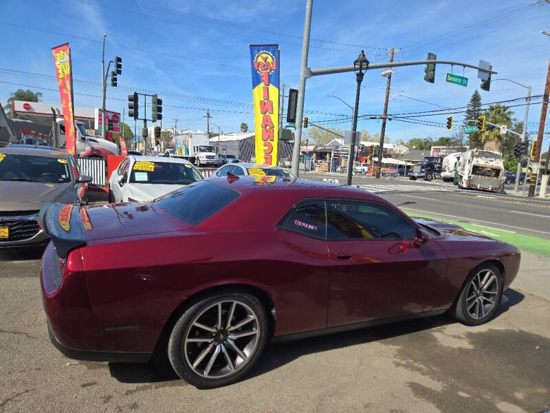 2023 Dodge Challenger GT