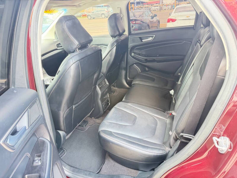 2020 Ford Edge Titanium