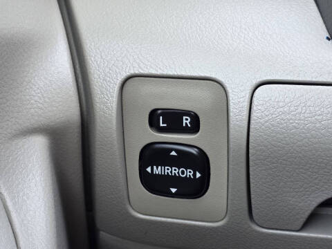 2011 Toyota Camry LE V6