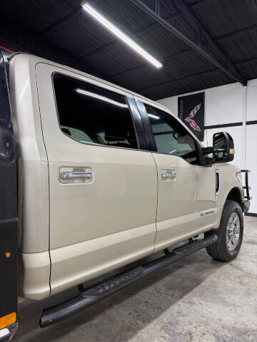 2017 Ford F-350 Super Duty Lariat