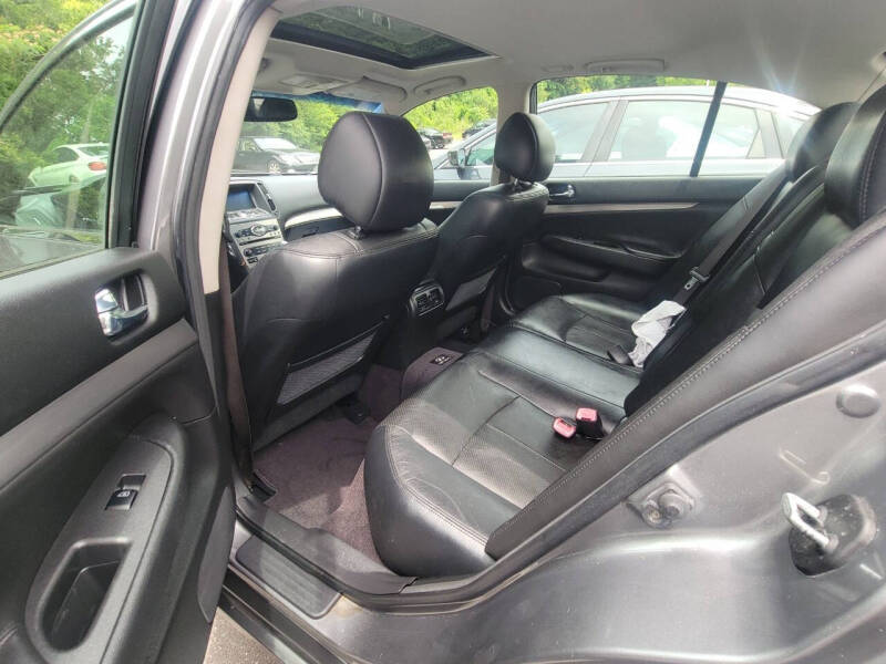 2011 Infiniti G25 Sedan Journey