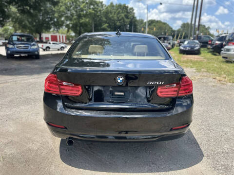 2014 BMW 3 Series 320i