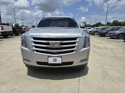 2017 Cadillac Escalade Standard