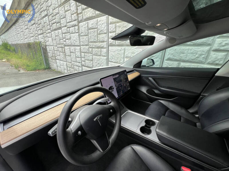 2021 Tesla Model 3 Standard Range Plus