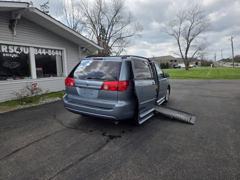 2010 Toyota Sienna XLE