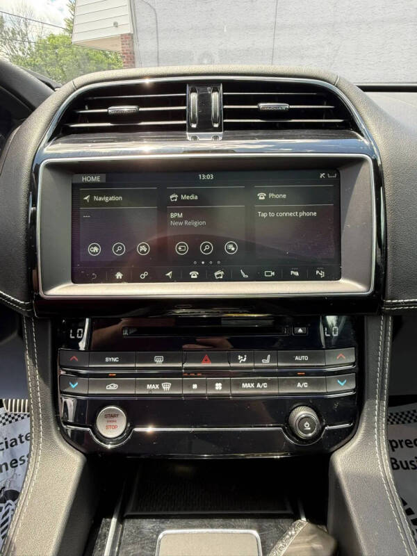2019 Jaguar F-PACE S