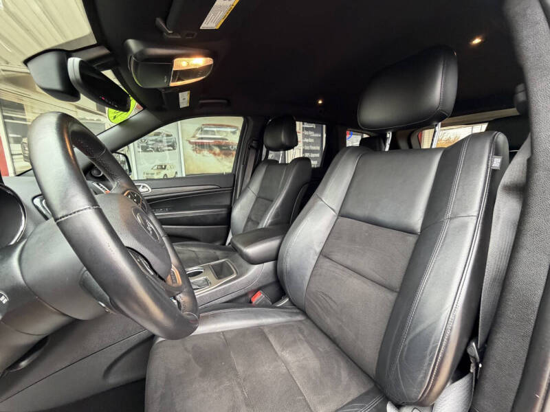 2019 Jeep Grand Cherokee Laredo