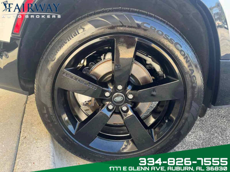 2024 Land Rover Defender 130 P400 X-Dynamic SE