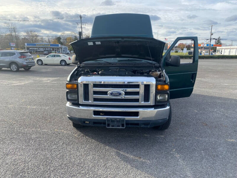 2009 Ford E-Series E-250