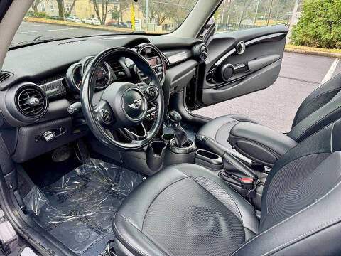 2015 MINI Hardtop 2 Door Cooper