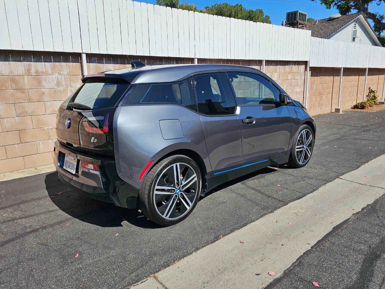 2017 BMW i3 13