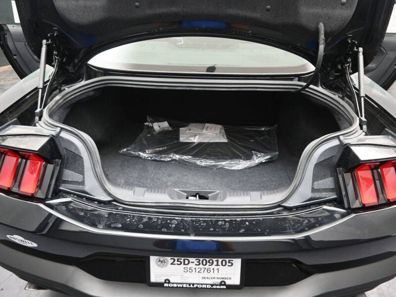 2025 Ford Mustang EcoBoost