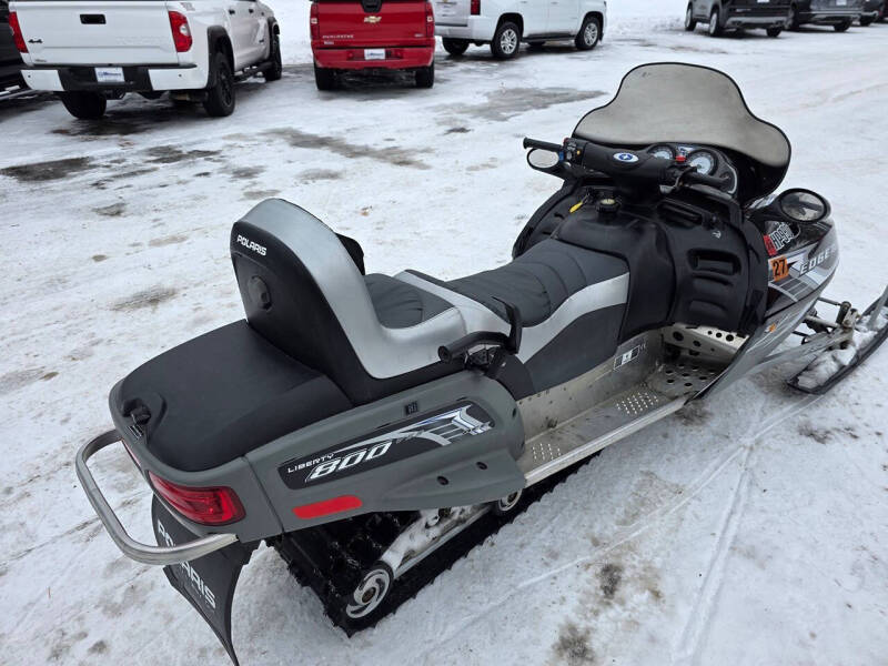 2005 Polaris Edge Touring 800