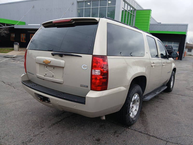 2012 Chevrolet Suburban LT