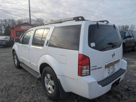2006 Nissan Pathfinder SE