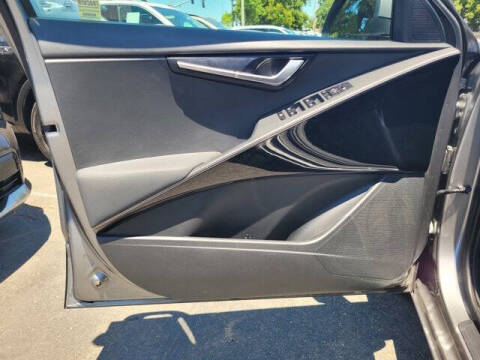2023 Kia Niro EX