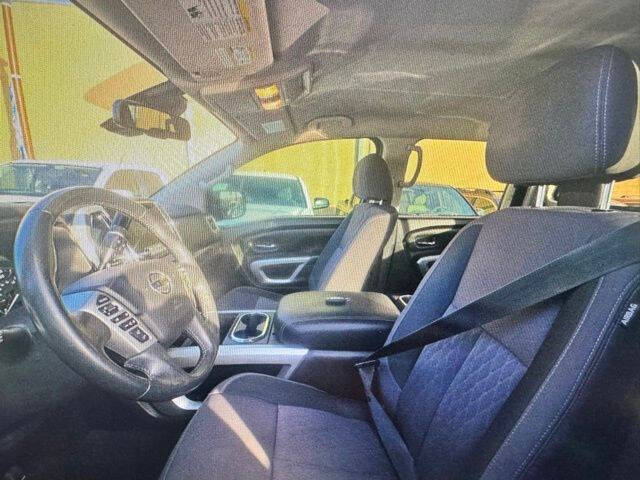 2021 Nissan Titan SV