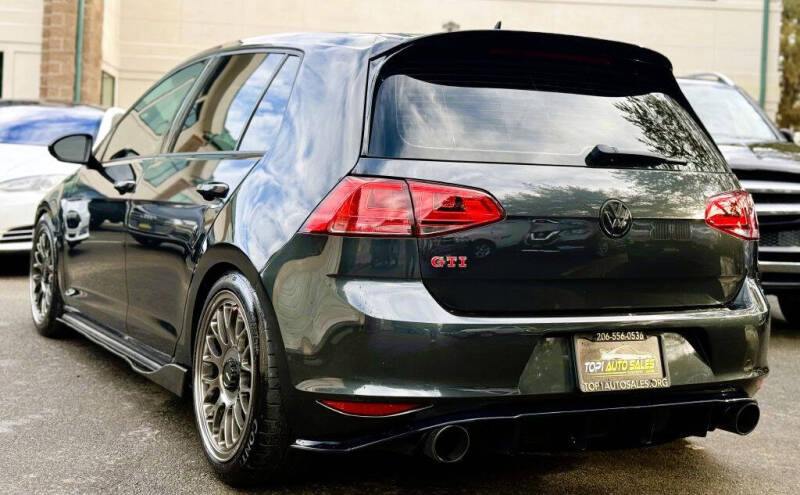 2017 Volkswagen Golf GTI