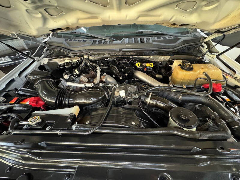 2019 Ford F-350 Super Duty Lariat