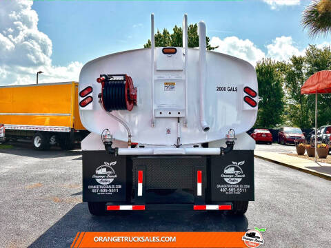 2020 Freightliner M2 106
