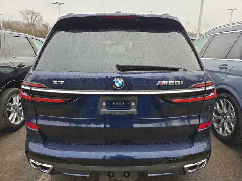 2026 BMW X7 M60i