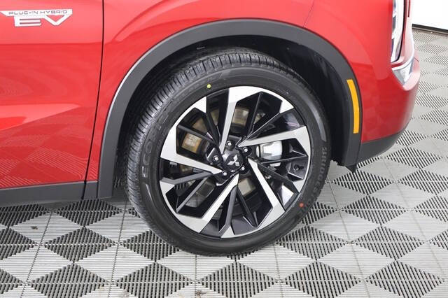 2025 Mitsubishi Outlander PHEV SE