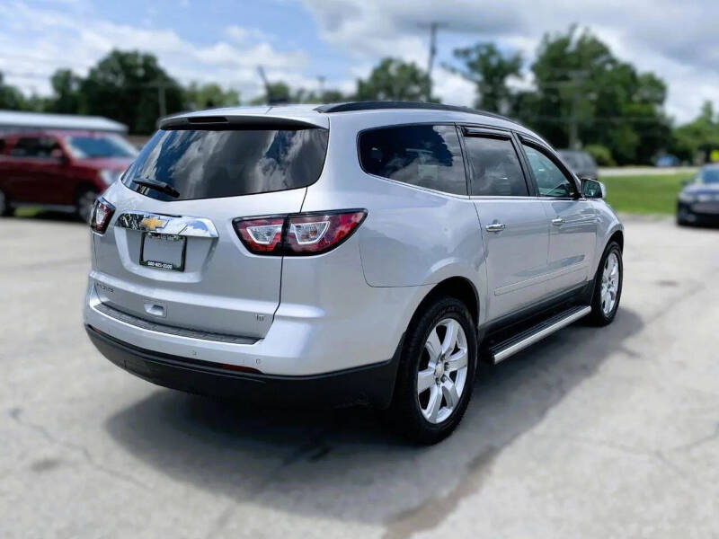 2017 Chevrolet Traverse LT