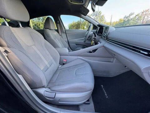 2023 Hyundai Elantra