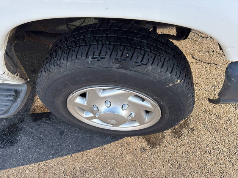 2011 Ford E-Series E-150 XL