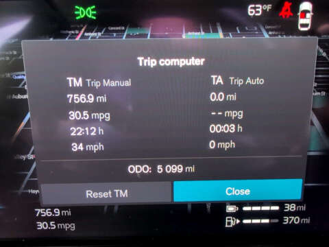 2025 Volvo XC60 T8 Plus Dark Theme