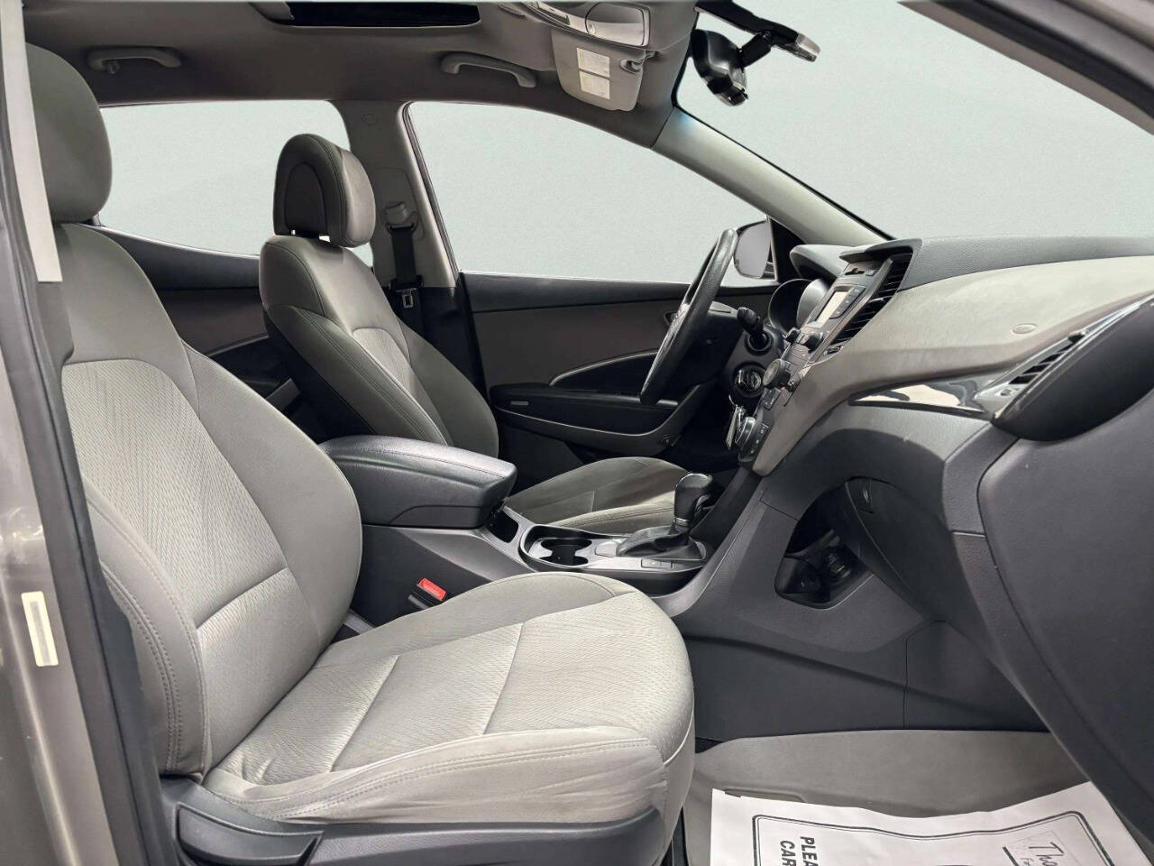 HyundaiSanta Fe Sport25