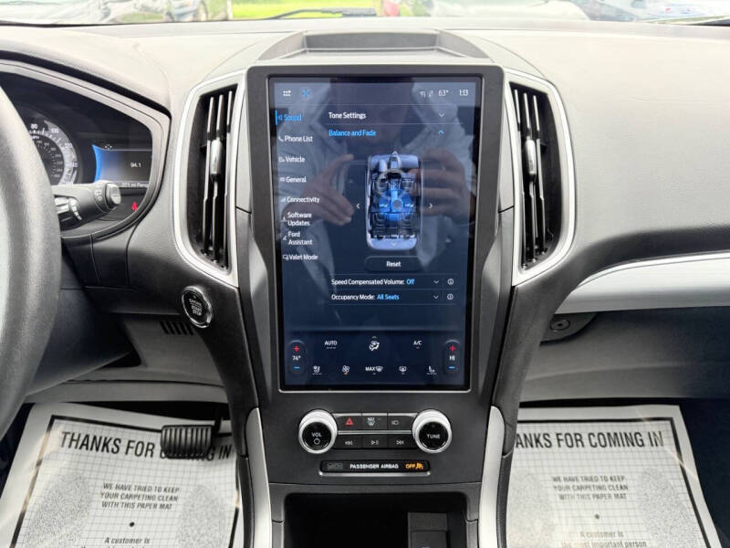 2022 Ford Edge SEL