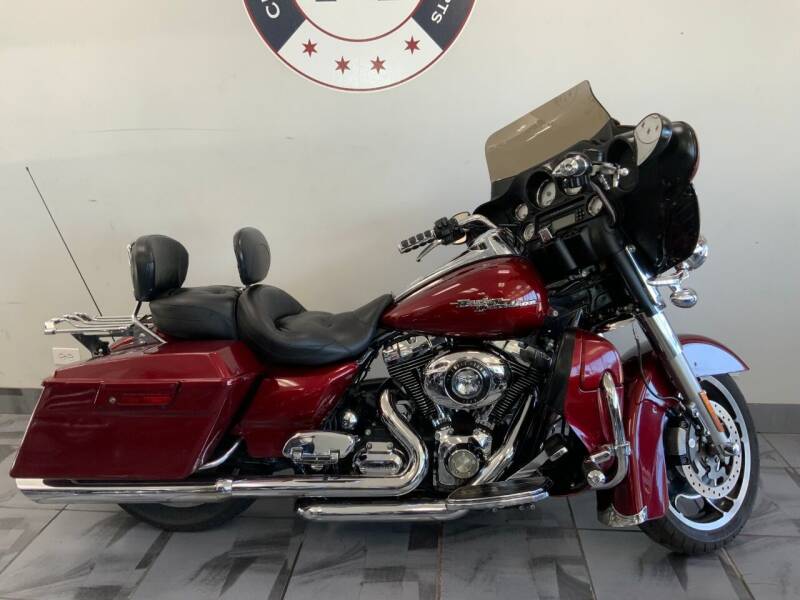 2010 Harley-Davidson FLHX STREET GLIDE  for sale at CHICAGO CYCLES & MOTORSPORTS INC. in Stone Park IL