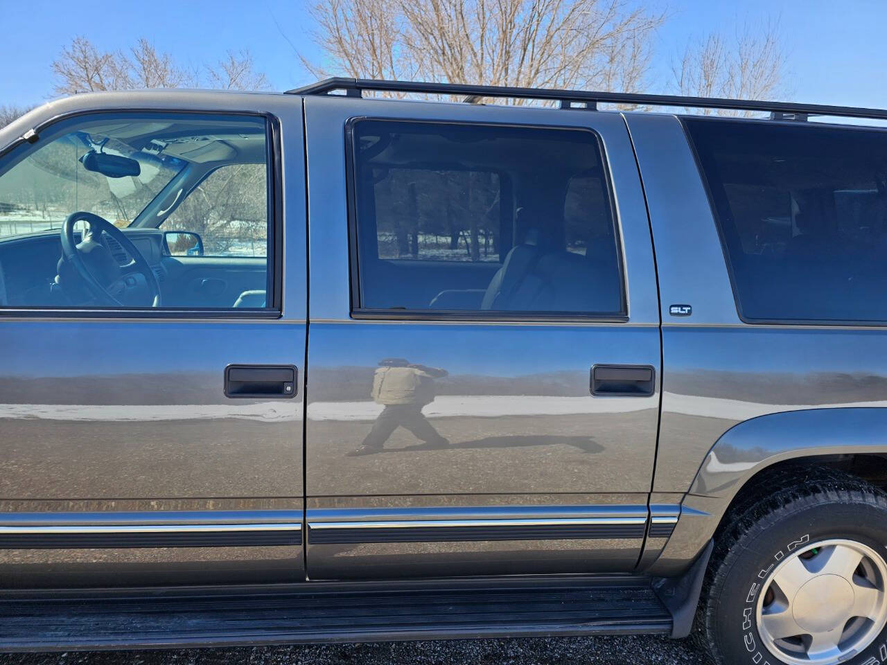 1999 GMC Suburban 18