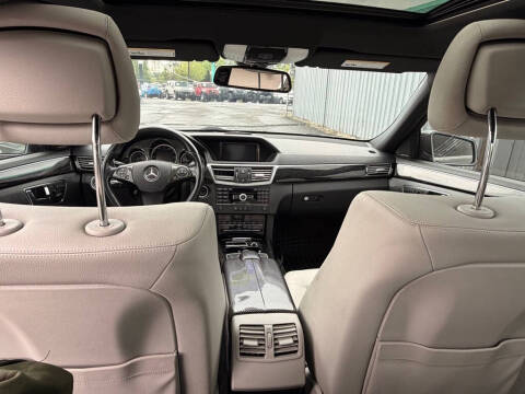 2010 Mercedes-Benz E-Class