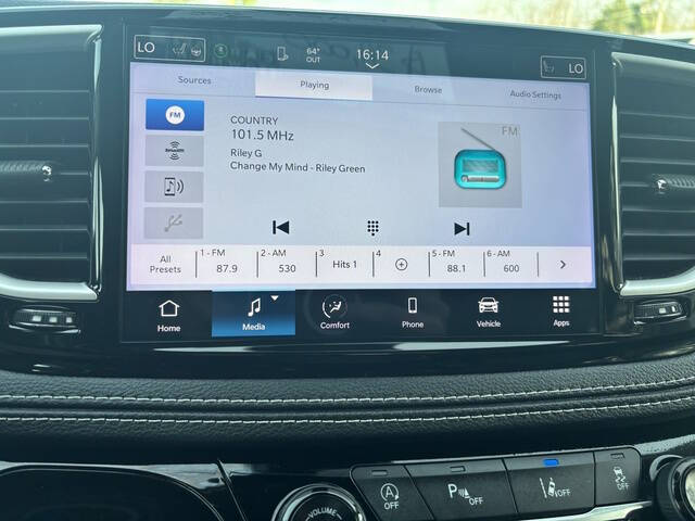 2022 Chrysler Pacifica Touring L