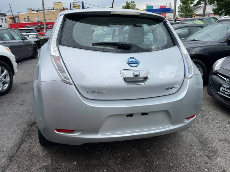 2012 Nissan LEAF SL