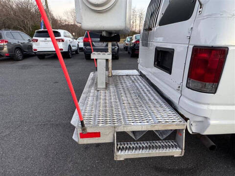 2011 Ford E-Series E-350 SD