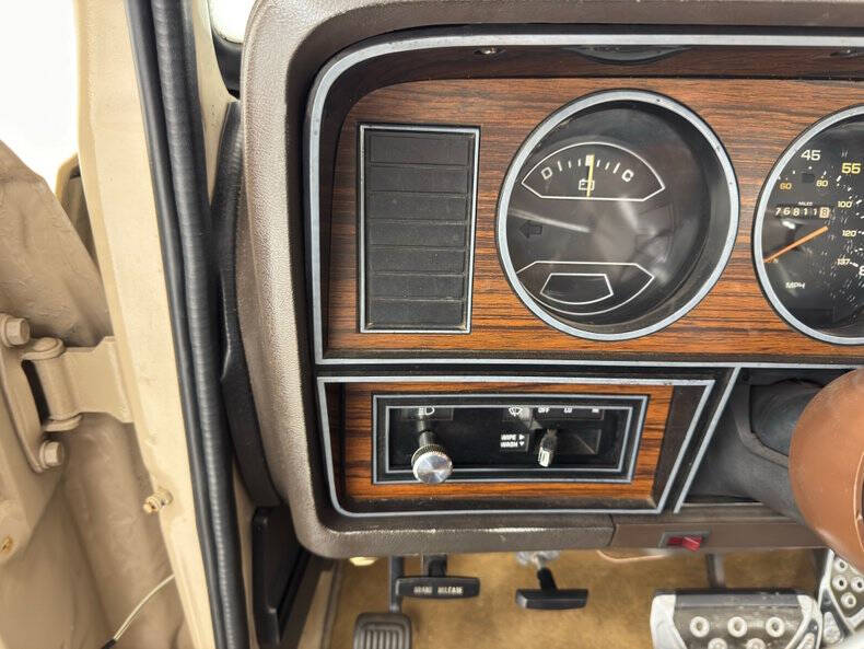 1984 Dodge D100 Pickup