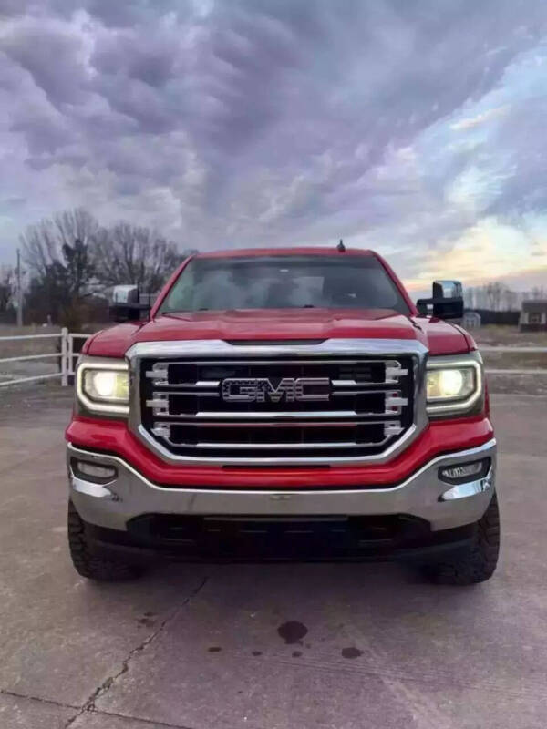 Image 10 of 2017 GMC Sierra 1500