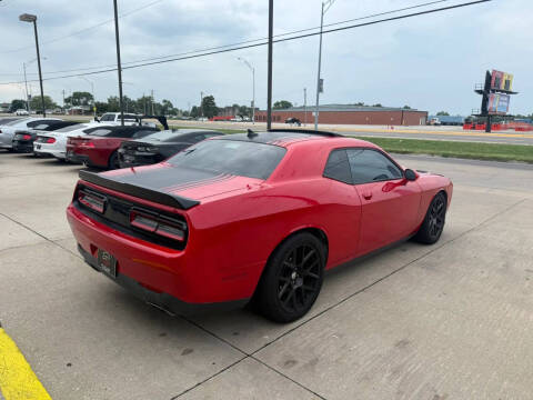 2015 Dodge Challenger R/T Plus Shaker