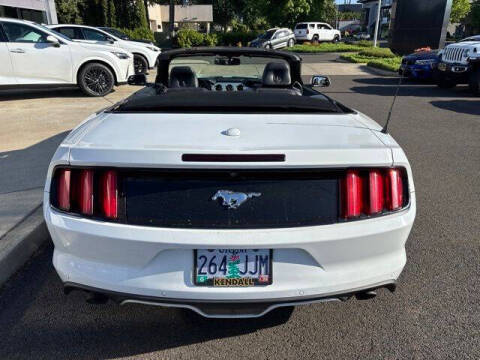 2016 Ford Mustang EcoBoost Premium