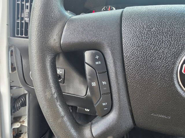 2017 GMC Savana 2500